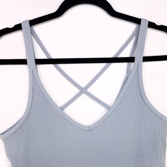 Vuori Ribbed Crop Tank Top Size Medium Gray Stretch Strappy Back Built In Bra - Picture 7 of 11